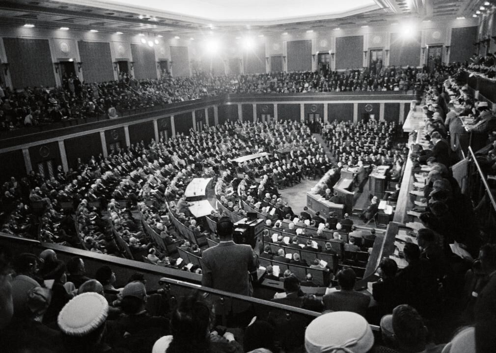 1957